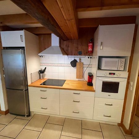 Le Chal Heureux Bel Appartement Dans Vieille Ferme De Montagne Renovee Лез Ор Екстериор снимка