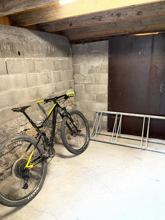 Le Chal Heureux Bel Appartement Dans Vieille Ferme De Montagne Renovee Лез Ор Екстериор снимка