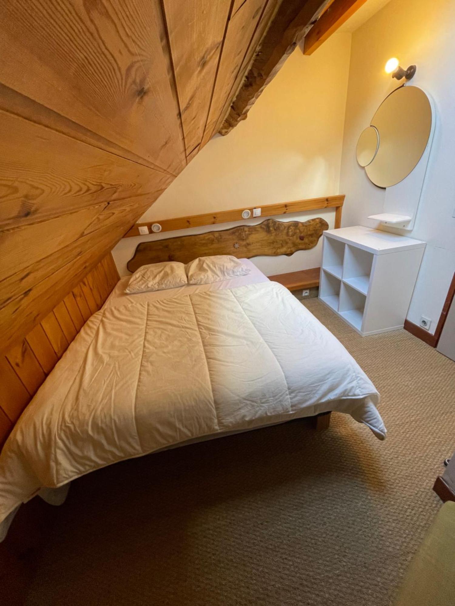 Le Chal Heureux Bel Appartement Dans Vieille Ferme De Montagne Renovee Лез Ор Екстериор снимка